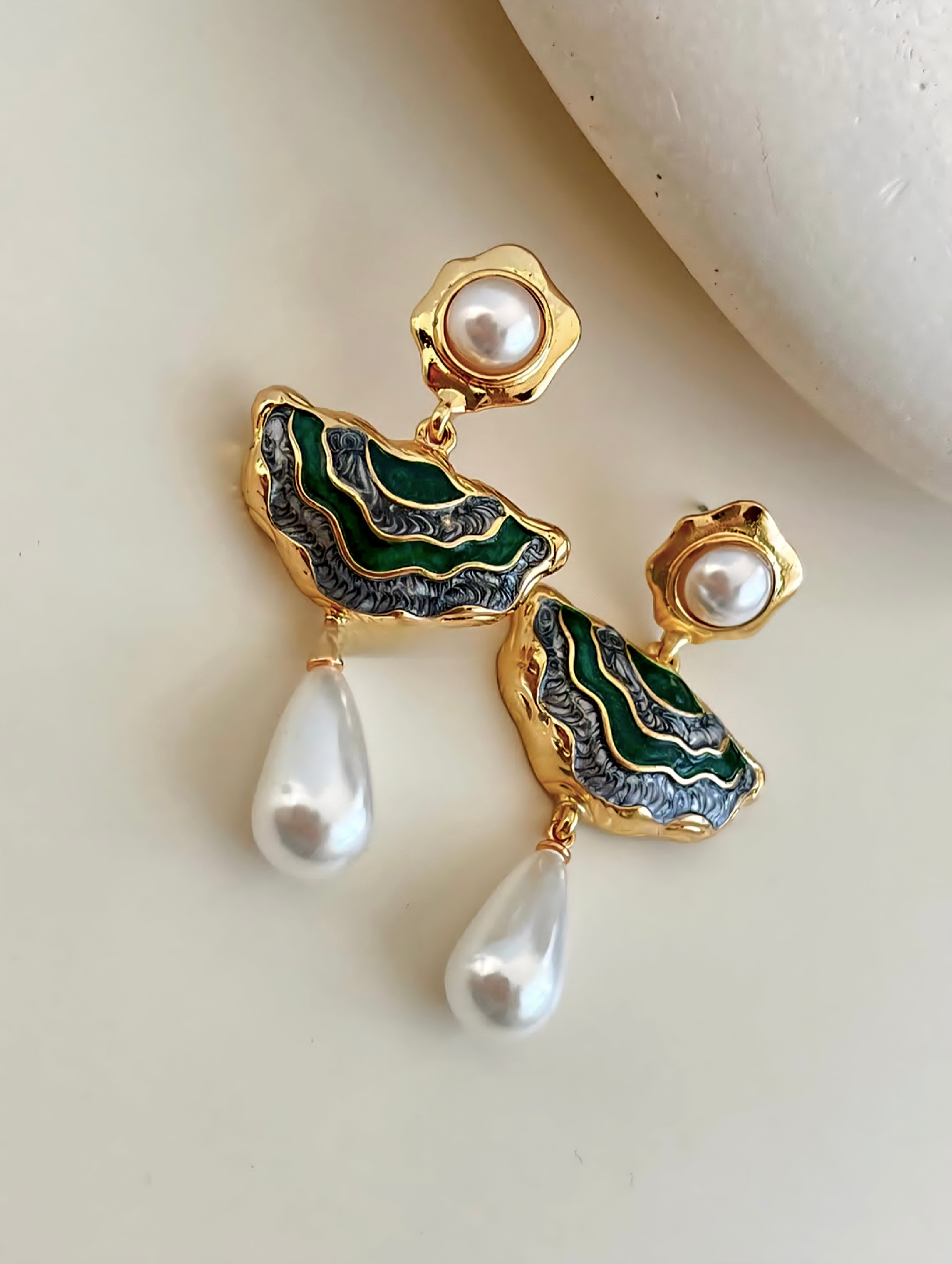 Pearl drop