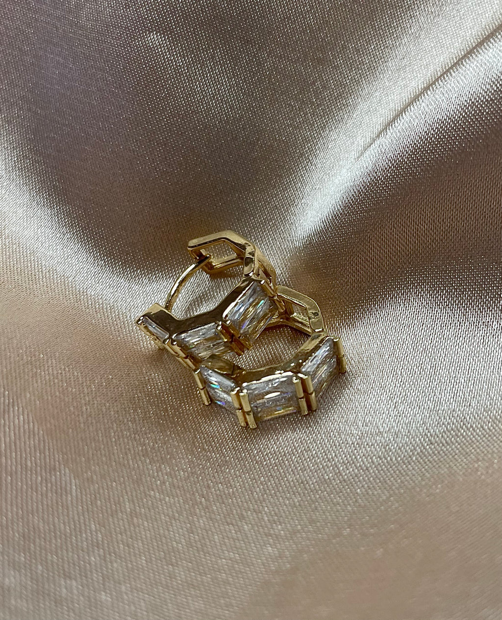 Mini golden hoops with rhinestones