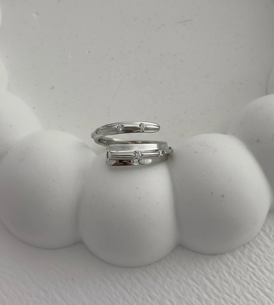 Shooting star ring