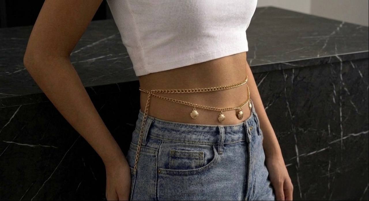 Summer belly chain