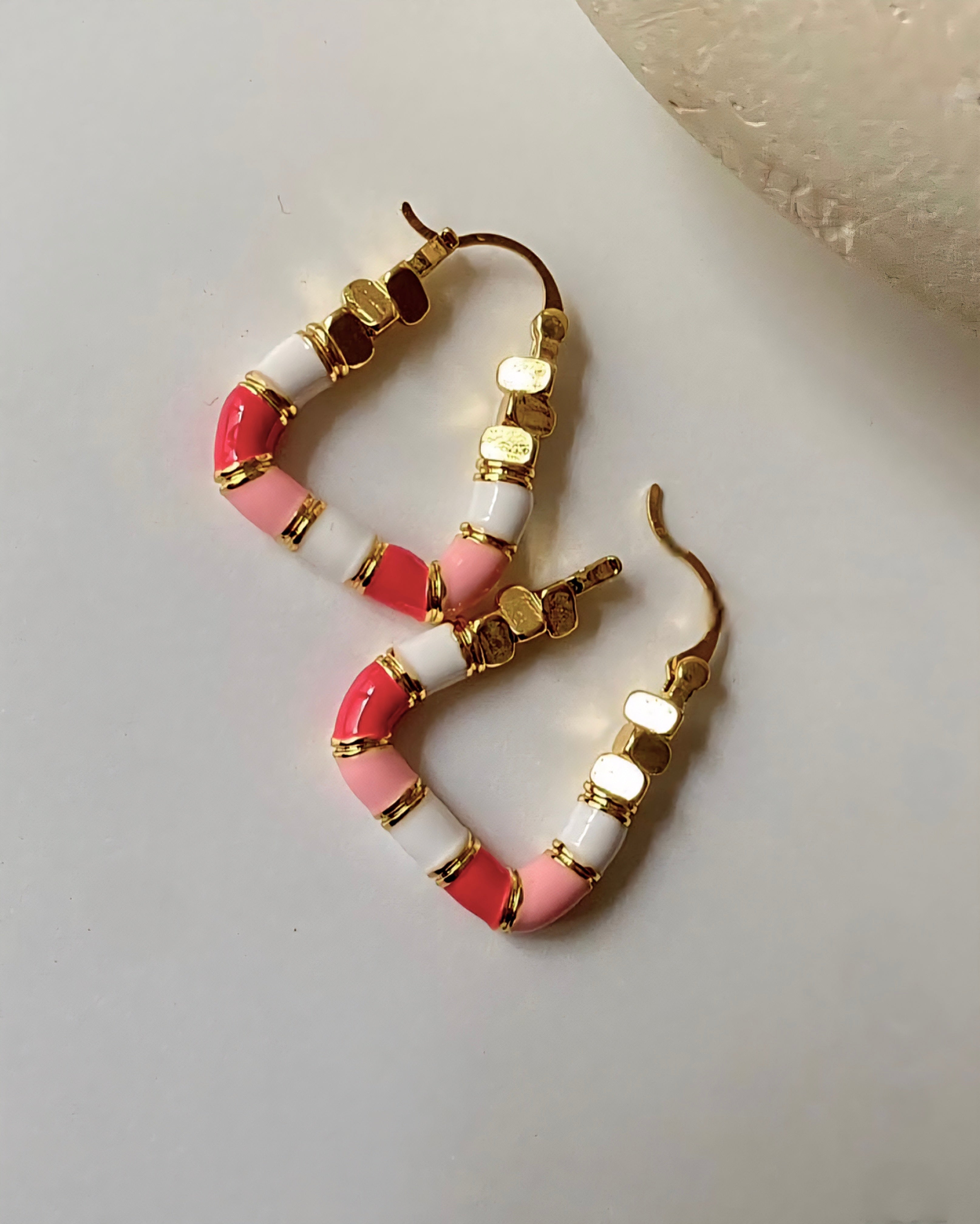Rounded square hoops