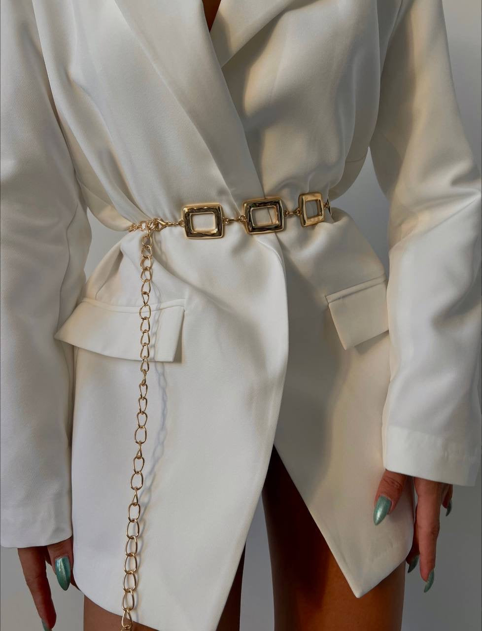 Rectangular shape chain belt