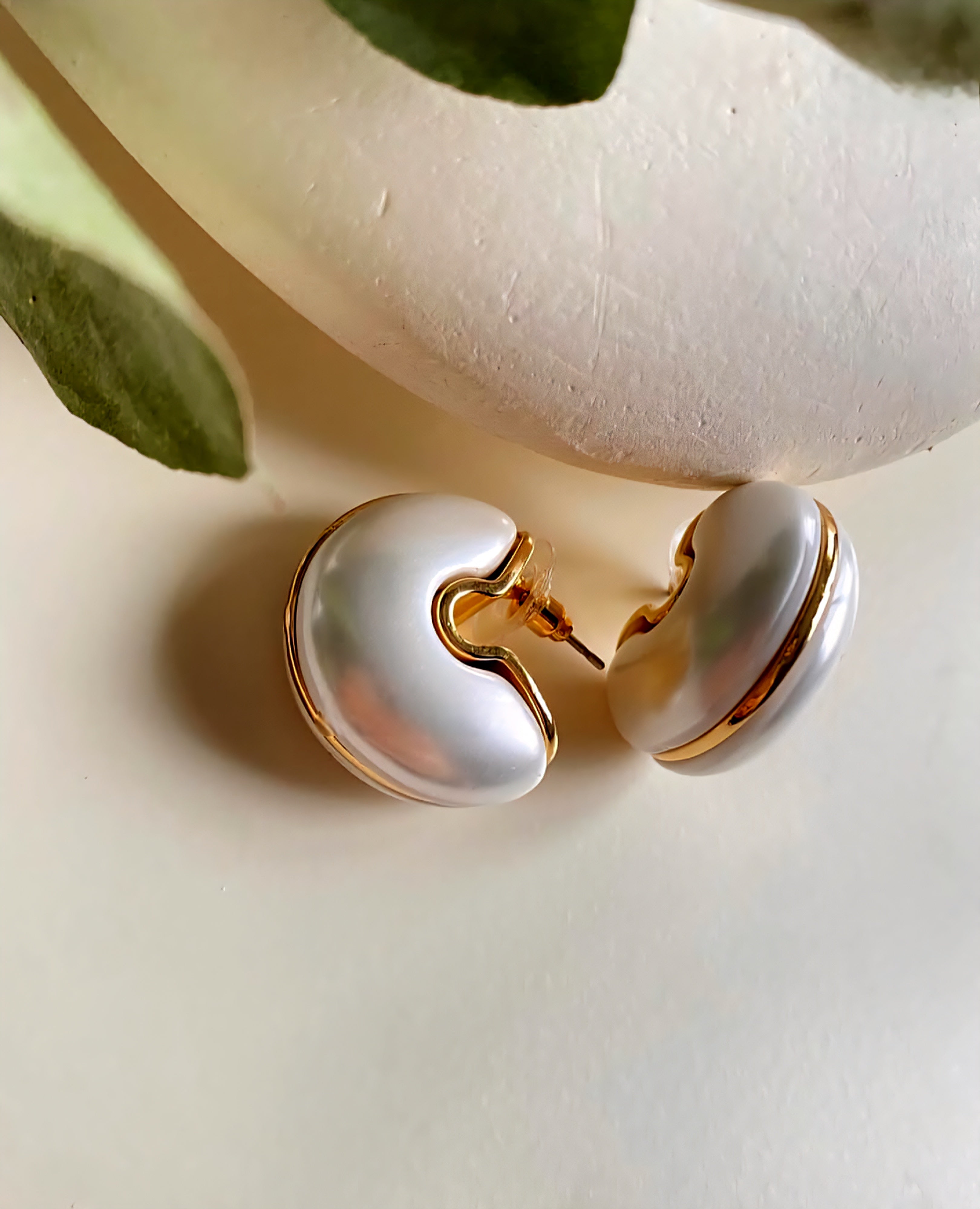 Mini pearl white hoops