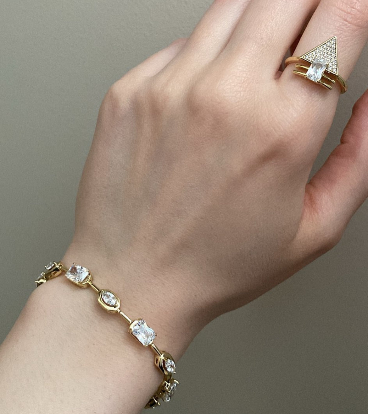 Duo Cut stone bracelet