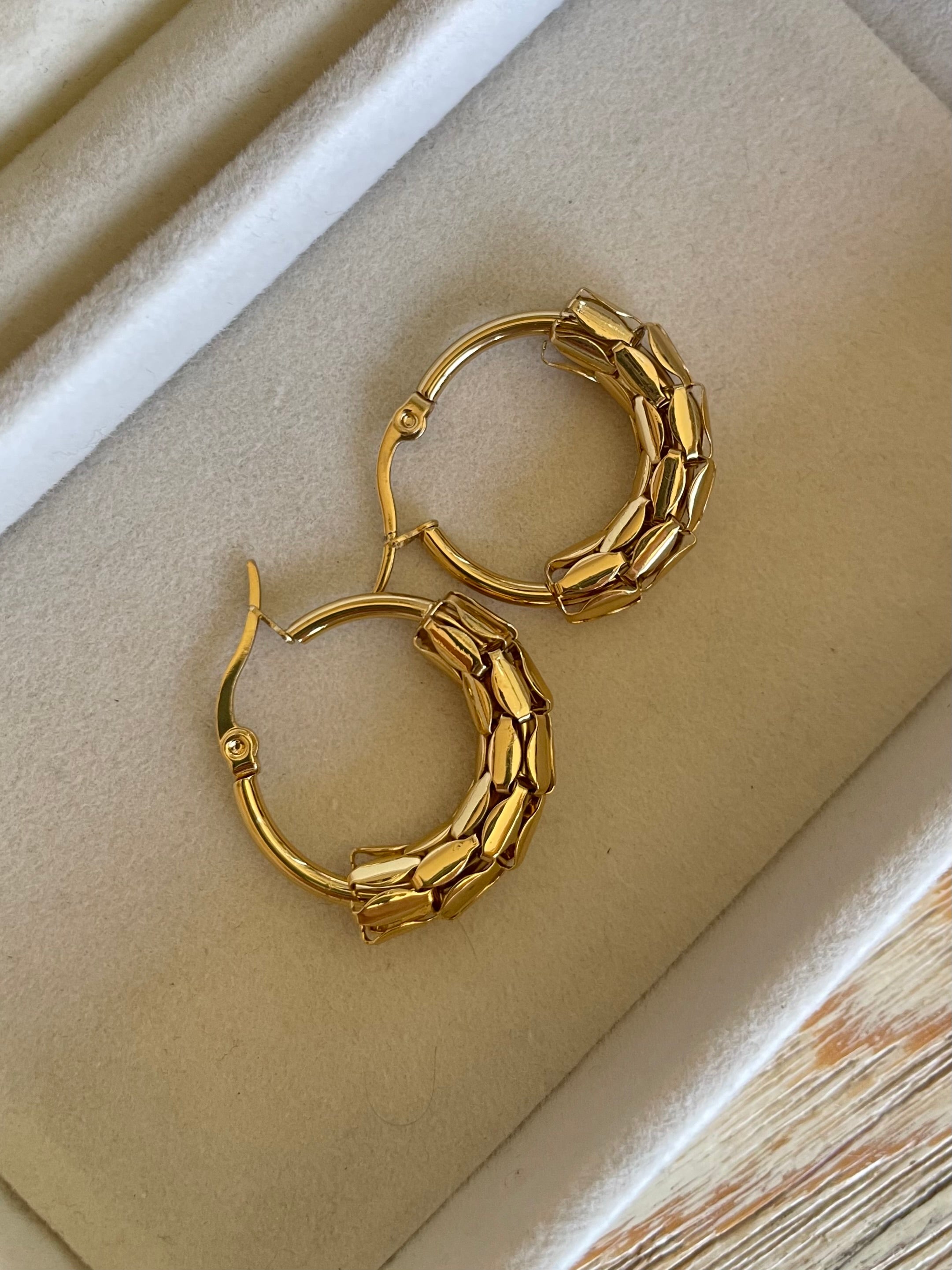 Serpenti gold hoops