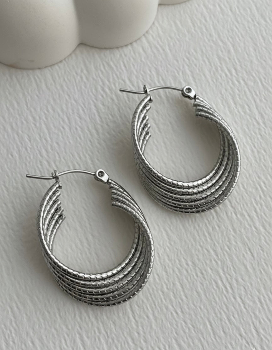 Rippled hoops