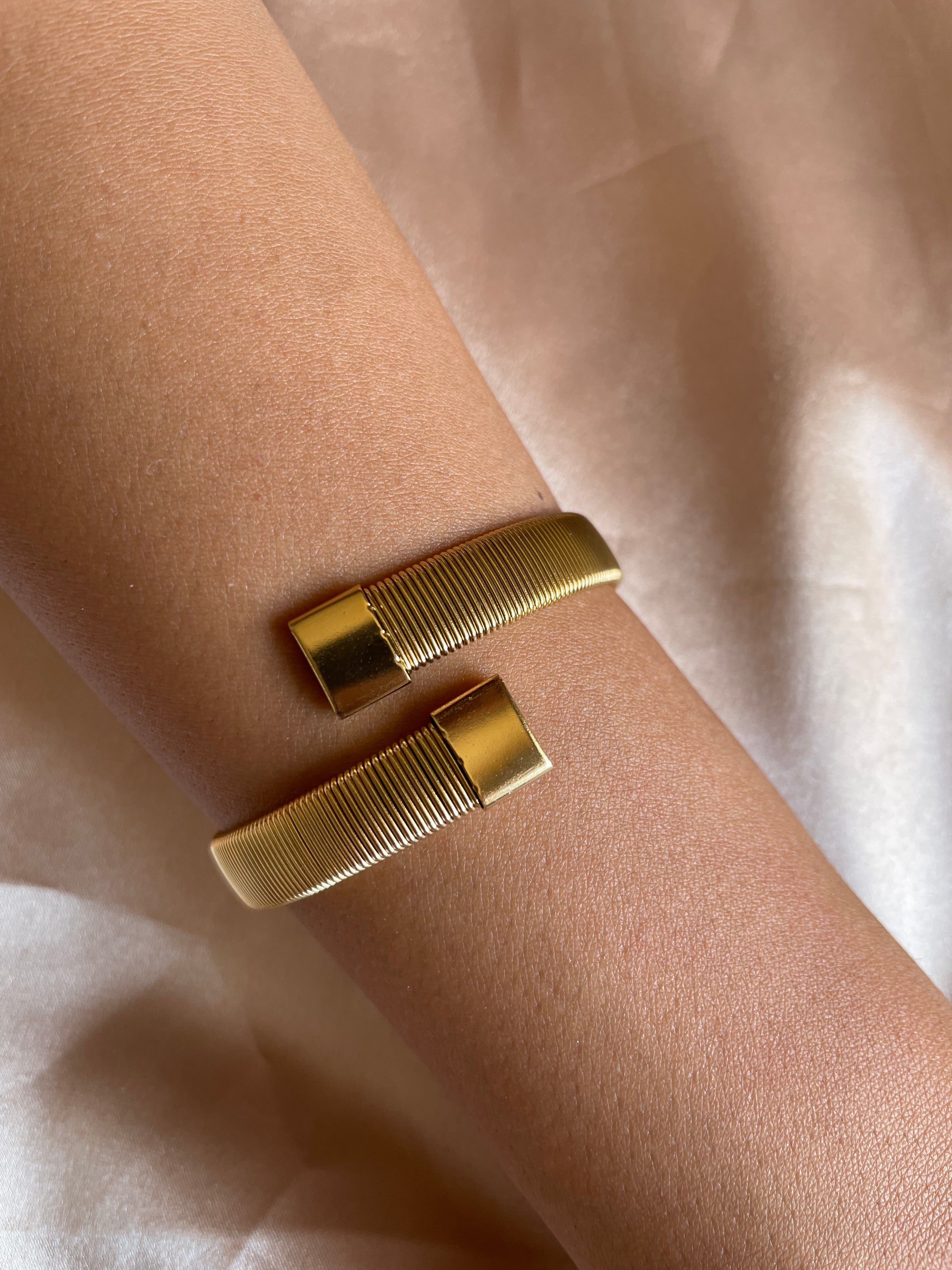 Rubbed bangles
