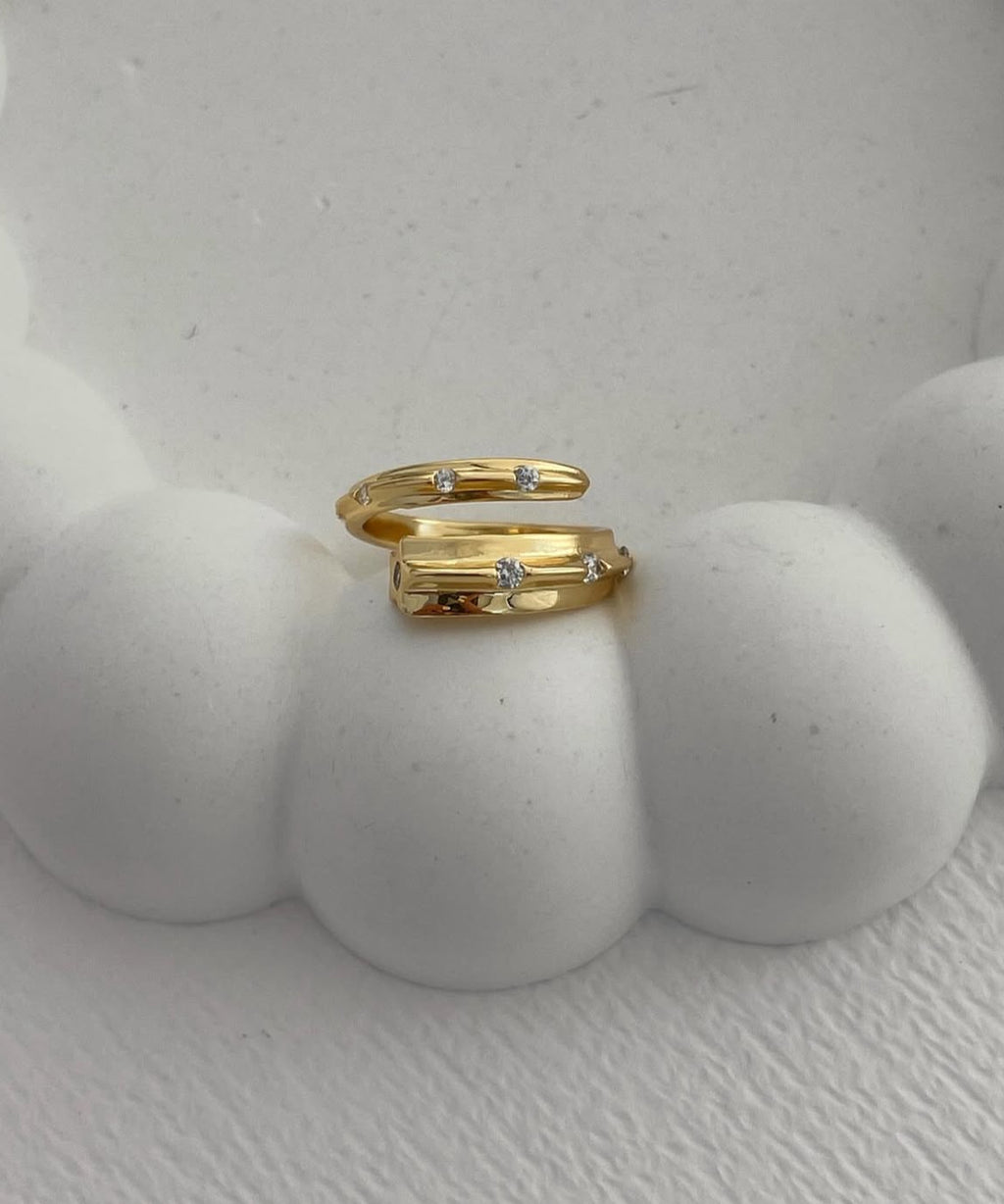 Shooting star ring