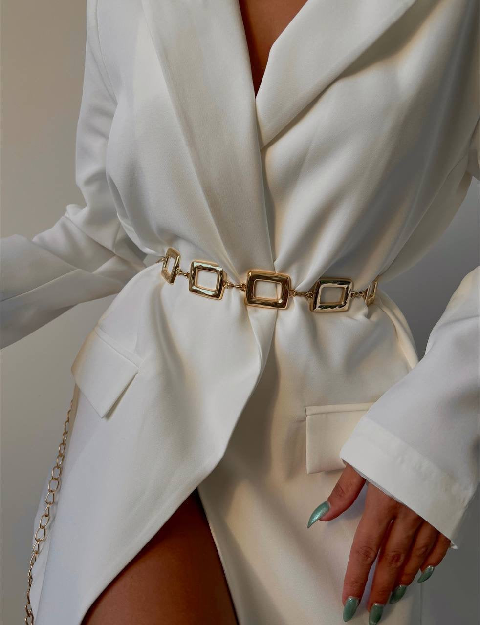 Rectangular shape chain belt