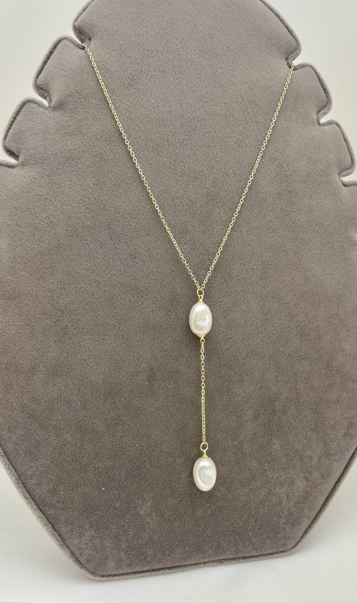 Y pearl pendant
