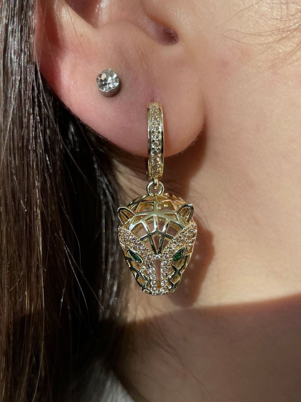 Emerald Panther eyes earrings